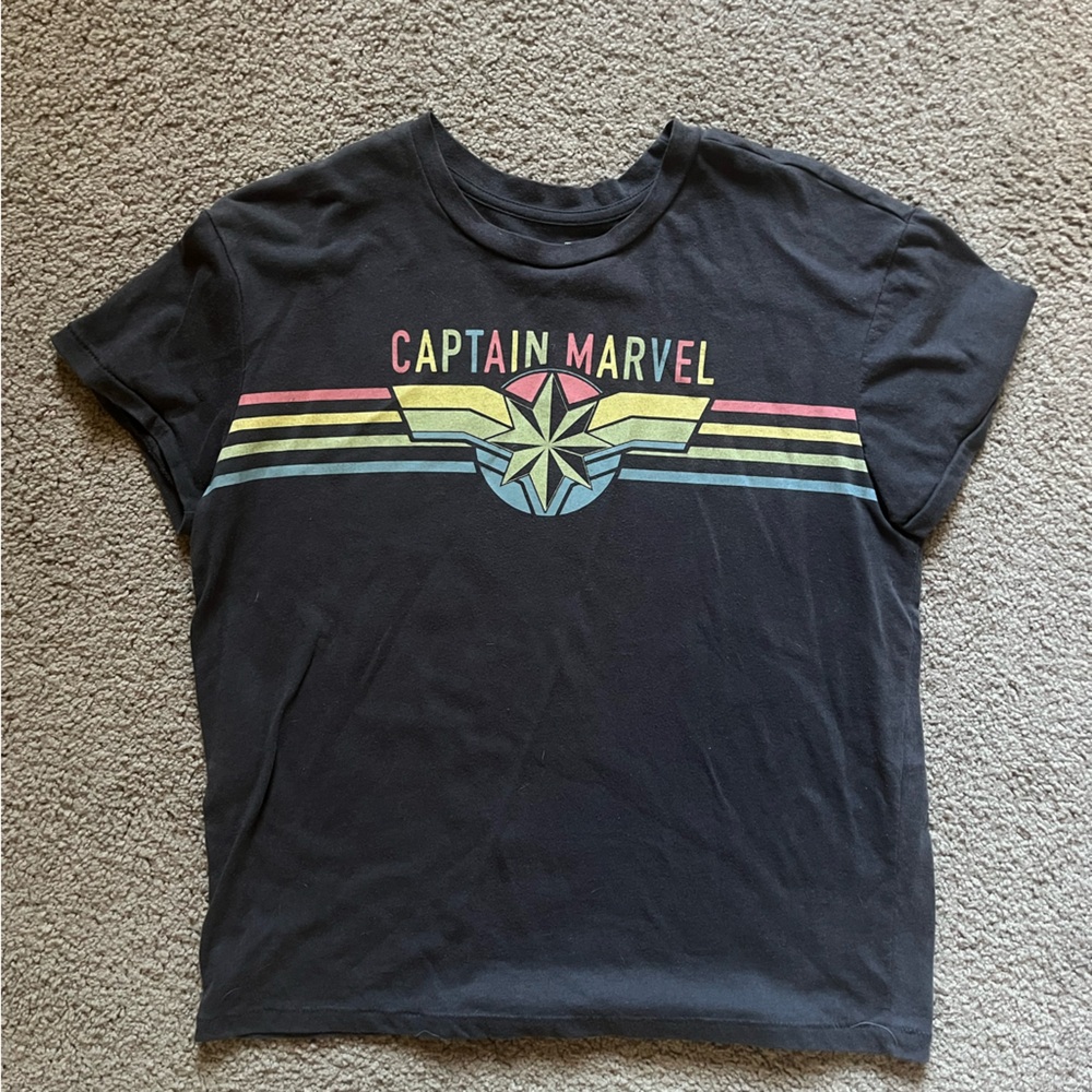 Captain Marvel Tshirt